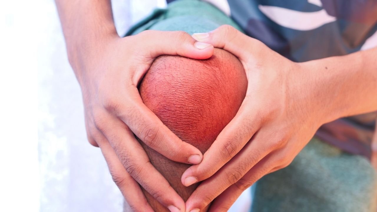 Diz kapağı ağrısı neden olur? Diz ağrısının en büyük sebepleri