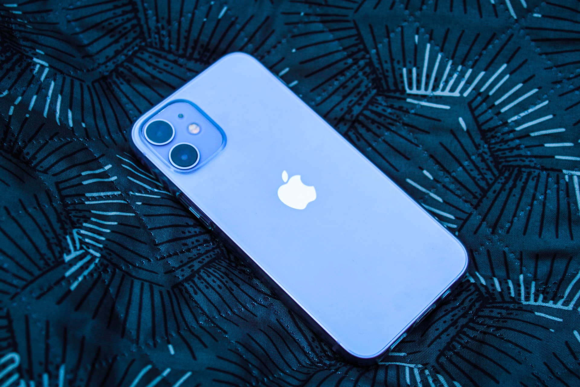 Apple’dan ‘taksitli’ iPhone için abonelik sistemi hazırlığı